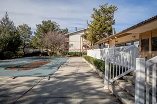 1460 E Highland Cove Ln S, Millcreek, UT 84106 - Photo 8