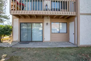 1460 E Highland Cove Ln S, Millcreek, UT 84106 - Photo 2