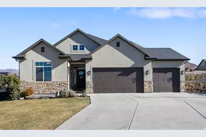 405 Vela Ct, Tooele, UT 84074 - Photo 2