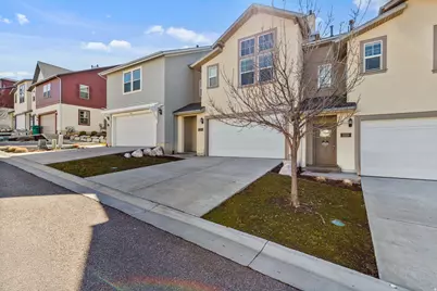 1540 E Primrose Ln, Layton, UT 84040 - Photo 24