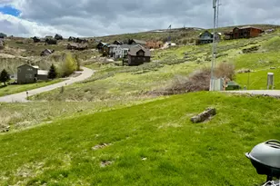 888 N Newburg Dr, Garden City, UT 84028 - Photo 24