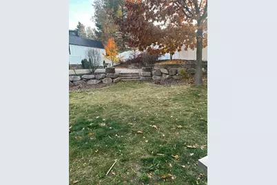 8642 S Cessna Cir, Sandy, UT 84093 - Photo 2