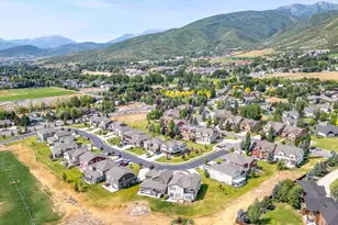 1126 N Springer View Loop, Midway, UT 84049 - Photo 4