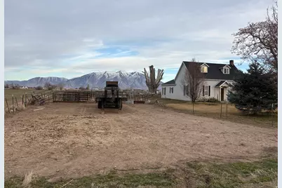 6167 S 2800 W, Lake Shore, UT 84660 - Photo 4