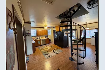 6167 S 2800 W, Lake Shore, UT 84660 - Photo 46