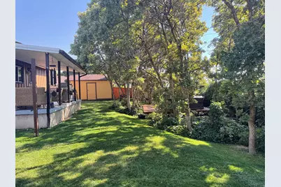 4090 S Monarch Way E, Holladay, UT 84124 - Photo 38