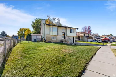 2907 W 5775 S, Roy, UT 84067 - Photo 4