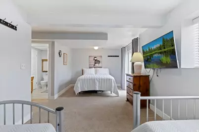 8931 S Quail Hollow Dr, Sandy, UT 84093 - Photo 22