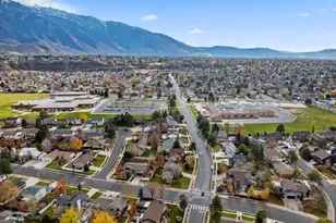 8931 S Quail Hollow Dr, Sandy, UT 84093 - Photo 36