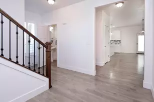 920 E Queensmill Ln, Salt Lake City, UT 84106 - Photo 2