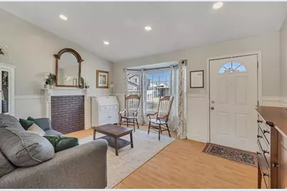 4689 W Helenic Ln, West Jordan, UT 84088 - Photo 4