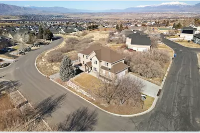 75 S Hillside Dr, Elk Ridge, UT 84651 - Photo 80