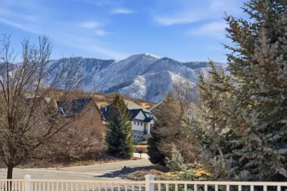 75 S Hillside Dr, Elk Ridge, UT 84651 - Photo 92
