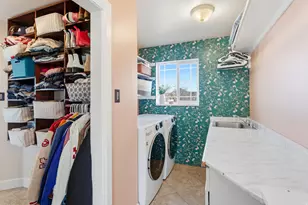 75 S Hillside Dr, Elk Ridge, UT 84651 - Photo 54