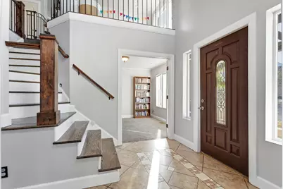 75 S Hillside Dr, Elk Ridge, UT 84651 - Photo 2