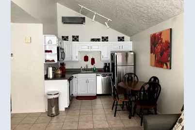 860 S Village Rd #B11, Saint George, UT 84770 - Photo 6