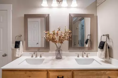 1570 S Rio Virgin Dr, Washington, UT 84780 - Photo 34