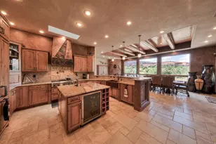 100 S Joe Wilson Dr, Moab, UT 84532 - Photo 26