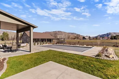 560 S 8600 E, Huntsville, UT 84317 - Photo 38