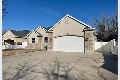 3538 W Biathlon Cir, Taylorsville, UT 84129 - Photo 2