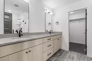 1075 W Audrey Ln S, Woods Cross, UT 84087 - Photo 14