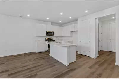 1339 E 1670 N #818, Payson, UT 84651 - Photo 2