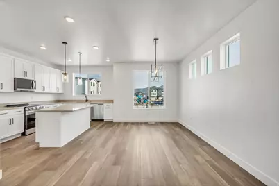 5267 N Evergreen Way #210, Eagle Mountain, UT 84005 - Photo 10