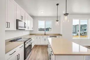 5267 N Evergreen Wy, Eagle Mountain, UT 84005 - Photo 8