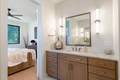 4445 S Holladay Park Ln, Holladay, UT 84124 - Photo 14