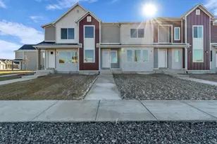 1651 W 2700 S, Syracuse, UT 84075 - Photo 1