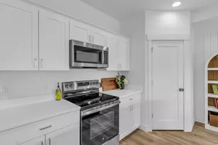 1651 W 2700 S, Syracuse, UT 84075 - Photo 14