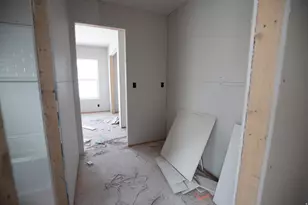 1063 W Audrey Ln S, Woods Cross, UT 84087 - Photo 14