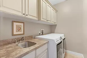 4828 S Brooks Way, Holladay, UT 84117 - Photo 10