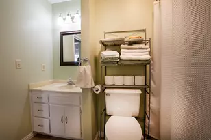 275 E Peach Ln S, Bountiful, UT 84010 - Photo 16