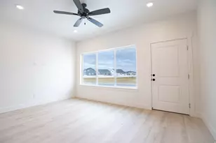 1247 E Goldie Lou Ln Unit, Eagle Mountain, UT 84005 - Photo 4