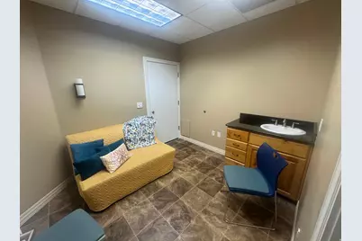 5107 S 900 E, Murray, UT 84117 - Photo 2