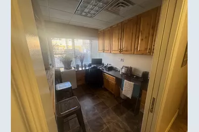 5107 S 900 E, Murray, UT 84117 - Photo 6