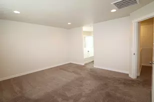 1874 W Parkview Dr, Syracuse, UT 84075 - Photo 10