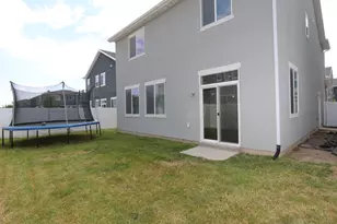 1874 W Parkview Dr, Syracuse, UT 84075 - Photo 22