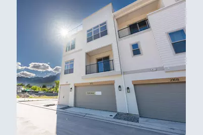 2172 E Rising Wolf Ln S #16, Holladay, UT 84117 - Photo 2