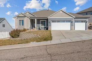 3354 W Kingsbury Dr, Cedar City, UT 84720 - Photo 2