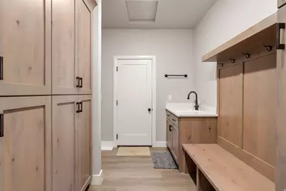 3354 W Kingsbury Dr, Cedar City, UT 84720 - Photo 32