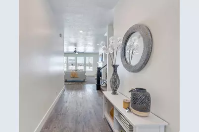 583 E Parker Pl, Vineyard, UT 84059 - Photo 4