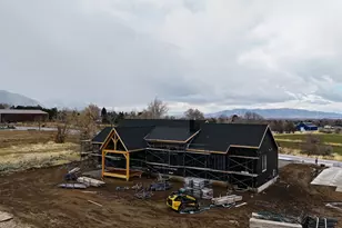 702 N 2000 E, Mapleton, UT 84664 - Photo 4