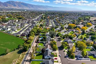 383 S 950 W, Layton, UT 84041 - Photo 40