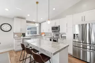 383 S 950 W, Layton, UT 84041 - Photo 6