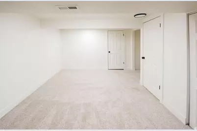 1012 W 2525 N, Layton, UT 84041 - Photo 24