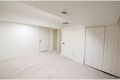 1012 W 2525 N, Layton, UT 84041 - Photo 22