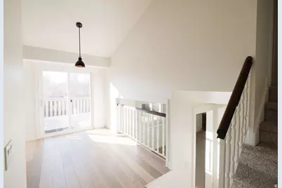 1012 W 2525 N, Layton, UT 84041 - Photo 8