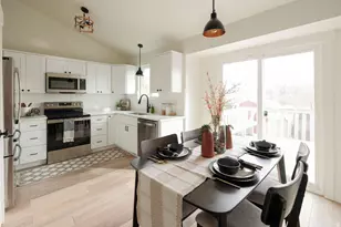 1012 W 2525 N, Layton, UT 84041 - Photo 4